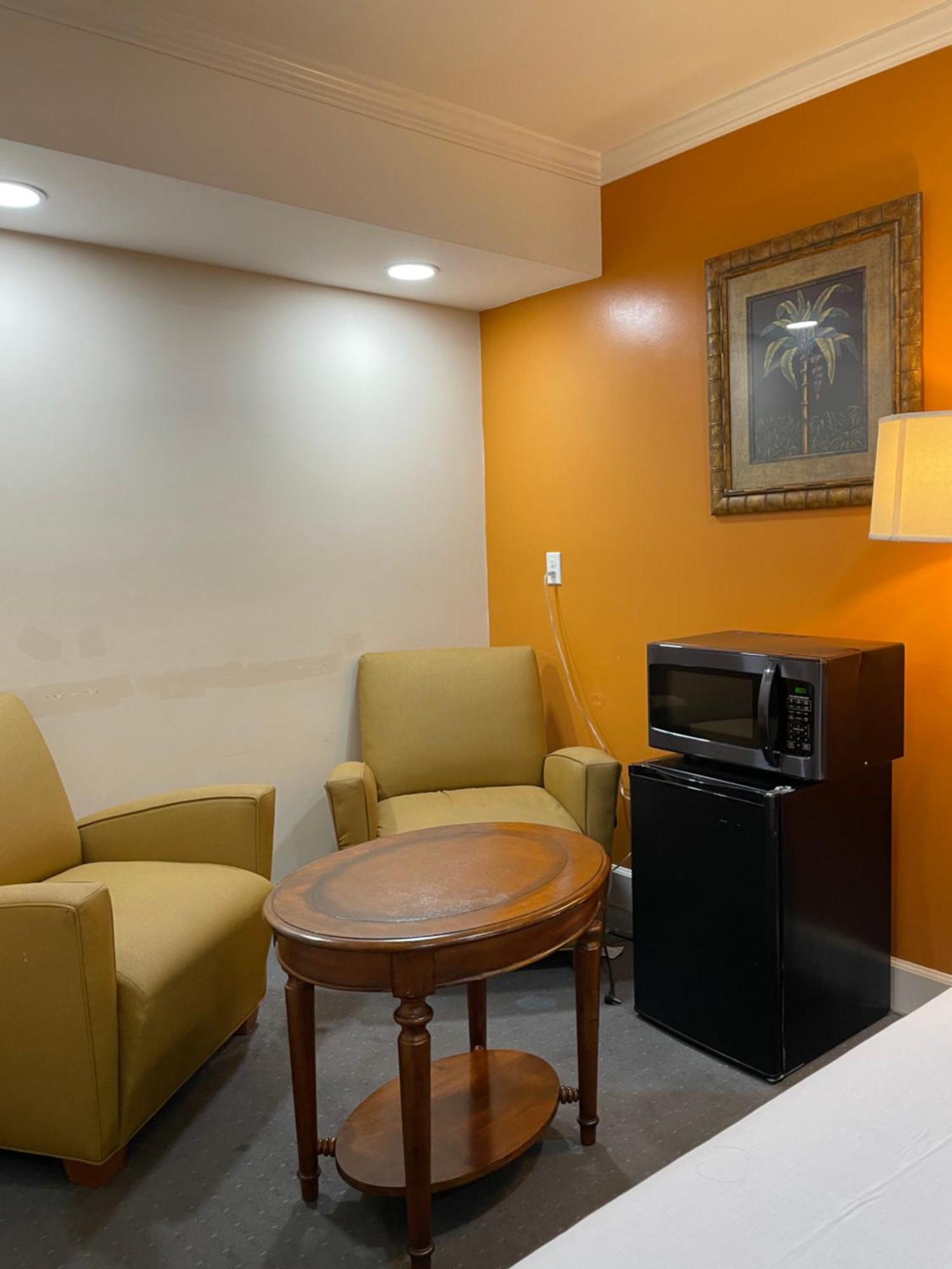 Howard Johnson By Wyndham Ridgecrest, Ca المظهر الخارجي الصورة