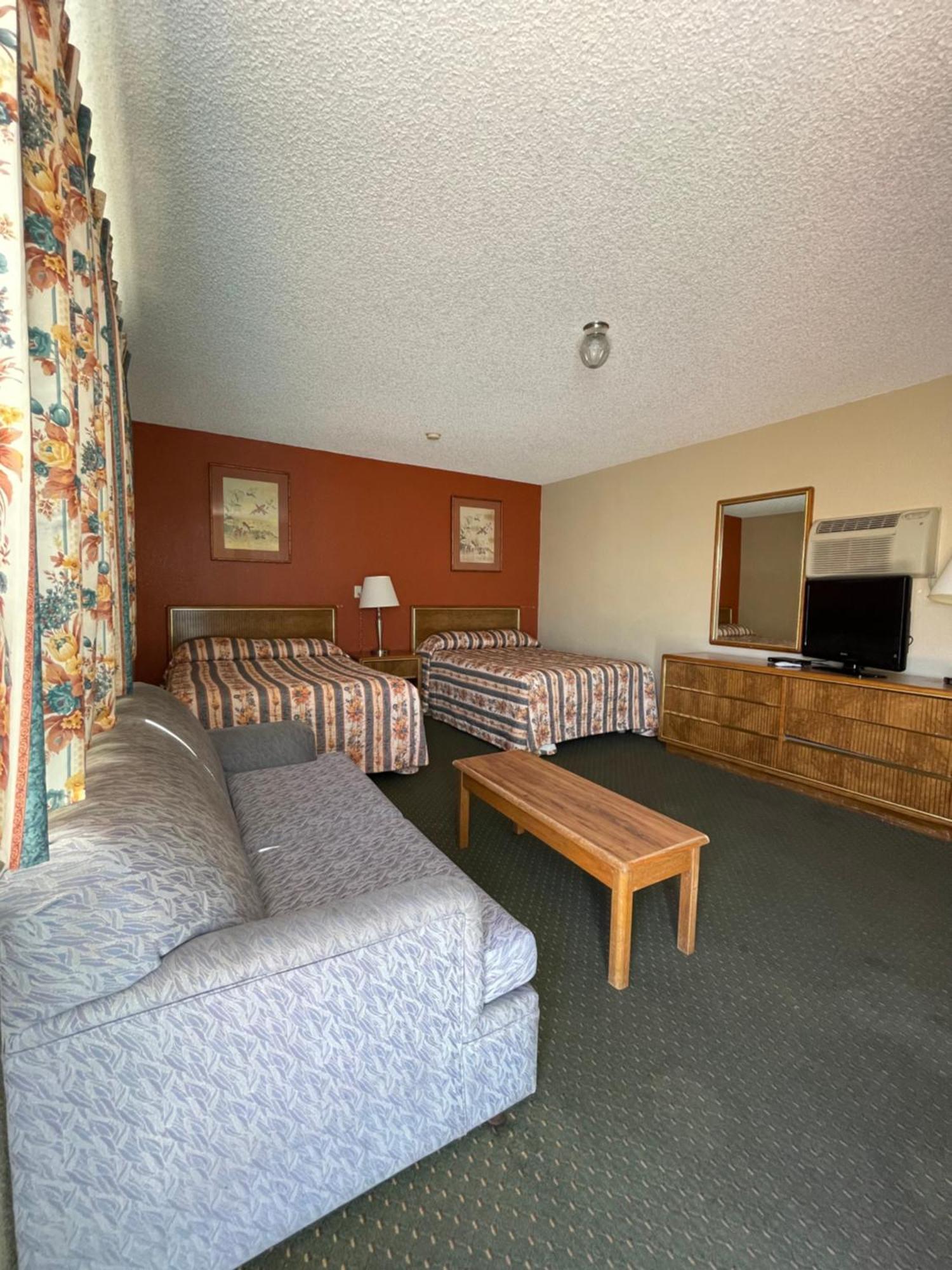 Howard Johnson By Wyndham Ridgecrest, Ca المظهر الخارجي الصورة