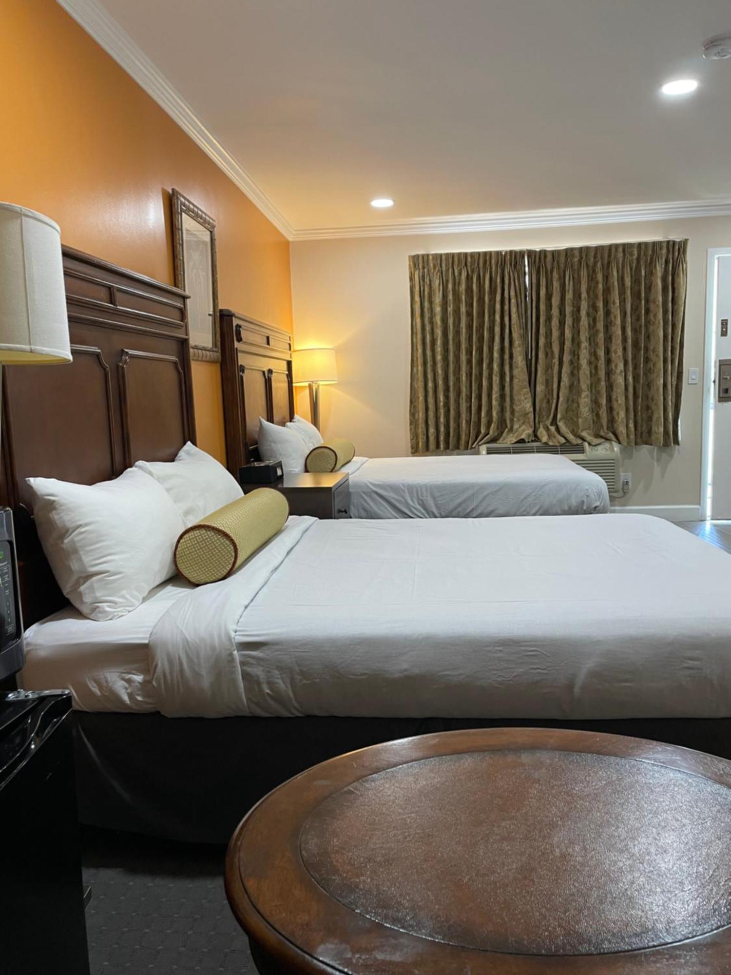 Howard Johnson By Wyndham Ridgecrest, Ca المظهر الخارجي الصورة