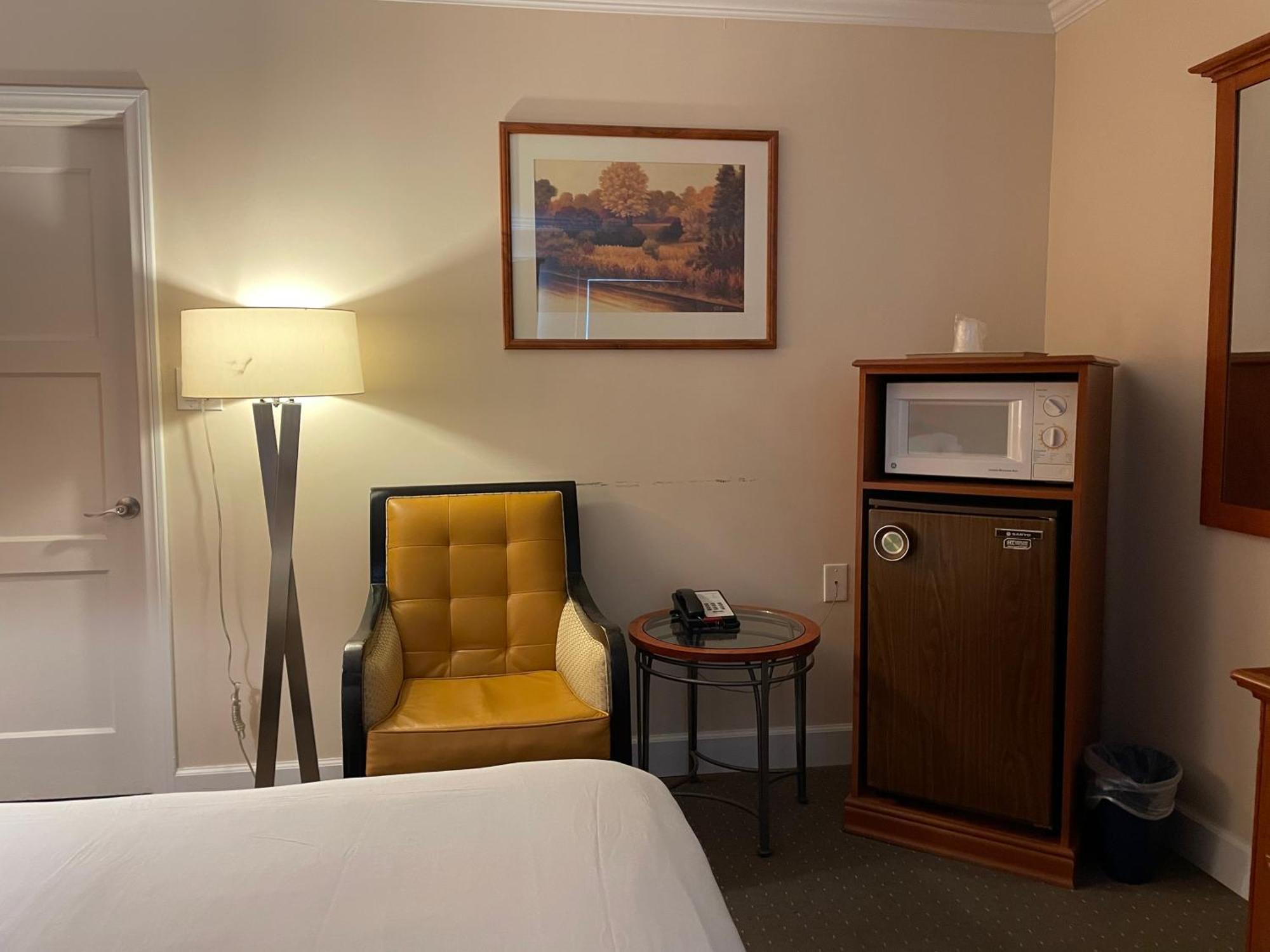 Howard Johnson By Wyndham Ridgecrest, Ca المظهر الخارجي الصورة