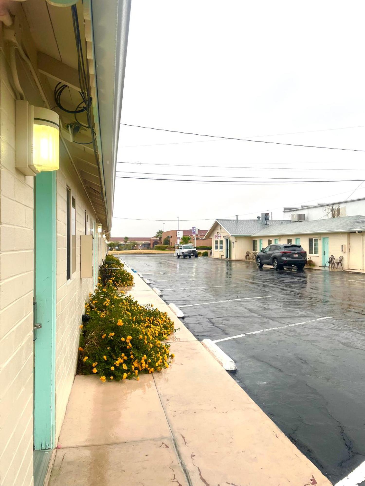 Howard Johnson By Wyndham Ridgecrest, Ca المظهر الخارجي الصورة