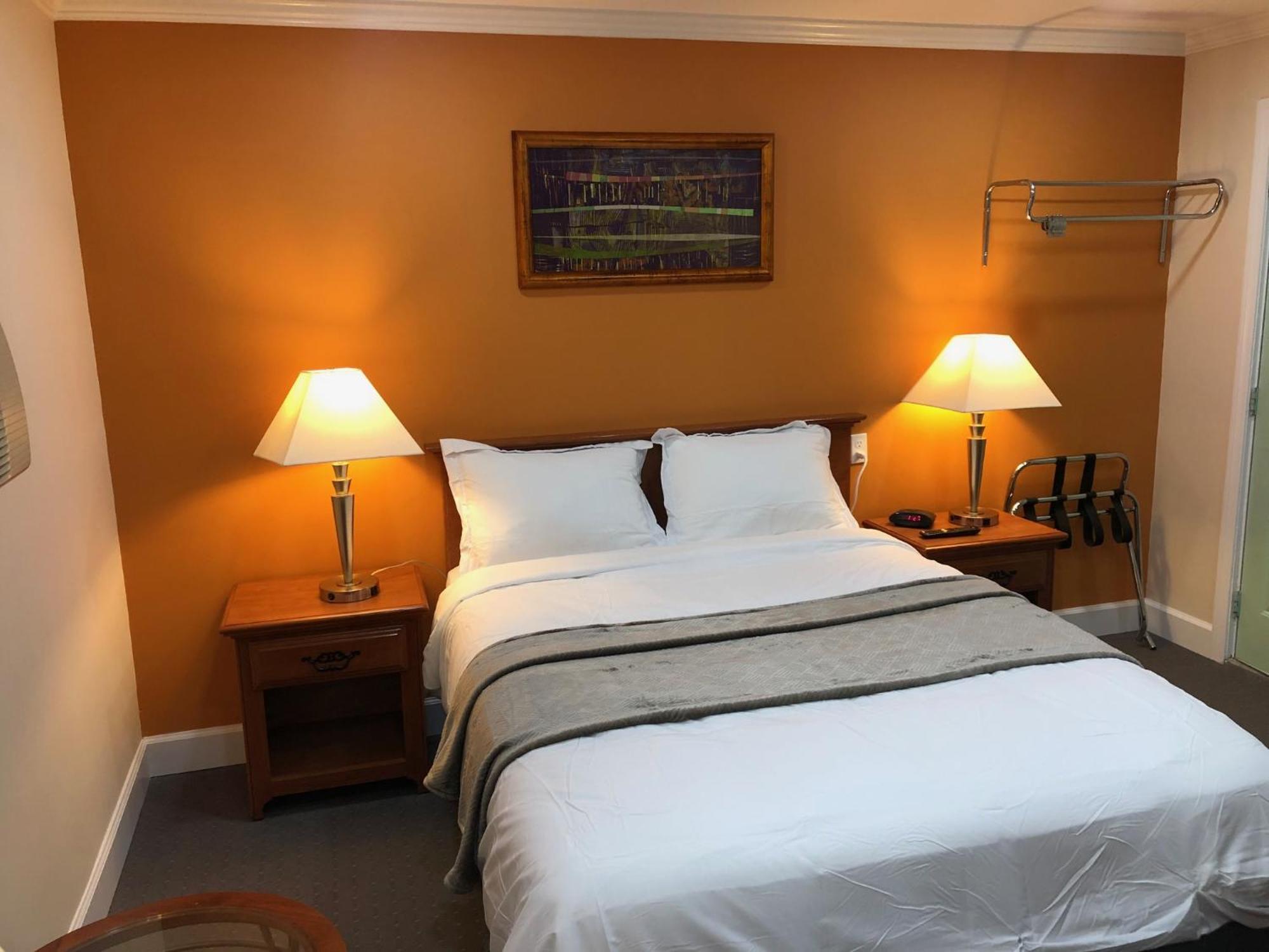 Howard Johnson By Wyndham Ridgecrest, Ca المظهر الخارجي الصورة